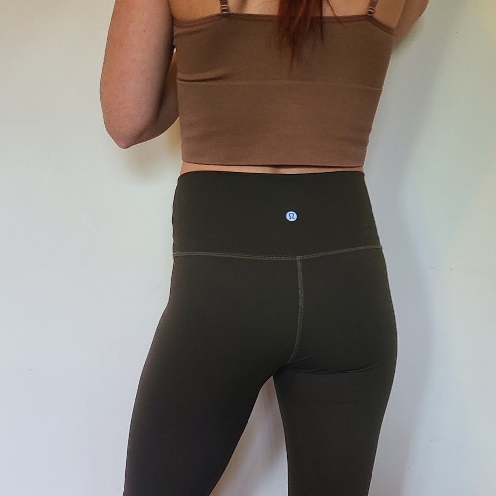 Lululemon Size 6 Wunder Under